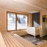 Sauna mit Aufgussschale im Wellnessbereich im JUFA Hotel Malbun Alpin-Resort. Der Ort für erholsamen Familienurlaub und einen unvergesslichen Winter- und Wanderurlaub.