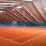 Tennishalle im JUFA Hotel Leibnitz Sport-Resort. Der Ort für erfolgreiches Training in ungezwungener Atmosphäre für Vereine und Teams.